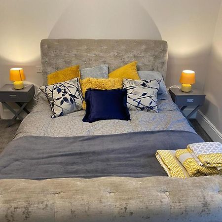 Cambridge Villas Private Studio ลิธึม เซนต์ แอนน์ส ภายนอก รูปภาพ