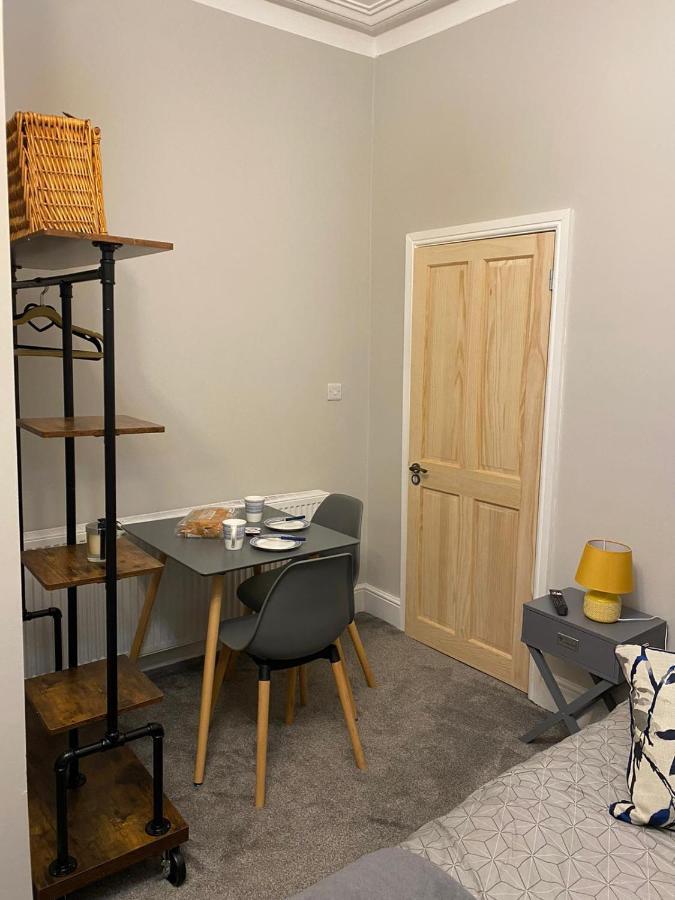 Cambridge Villas Private Studio ลิธึม เซนต์ แอนน์ส ภายนอก รูปภาพ