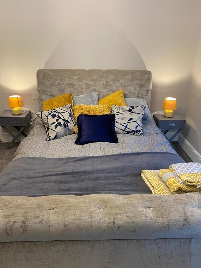 Cambridge Villas Private Studio ลิธึม เซนต์ แอนน์ส ภายนอก รูปภาพ