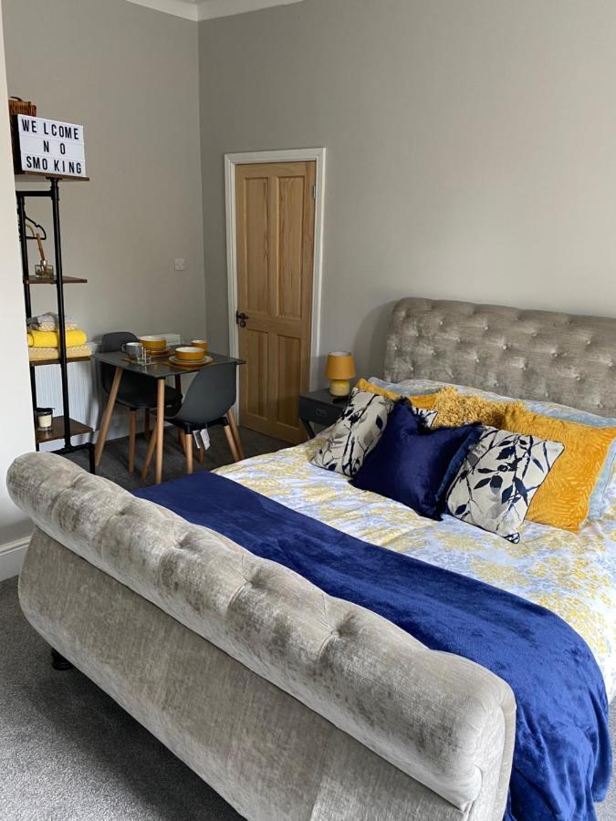 Cambridge Villas Private Studio ลิธึม เซนต์ แอนน์ส ภายนอก รูปภาพ