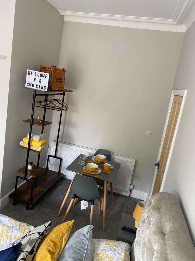 Cambridge Villas Private Studio ลิธึม เซนต์ แอนน์ส ภายนอก รูปภาพ