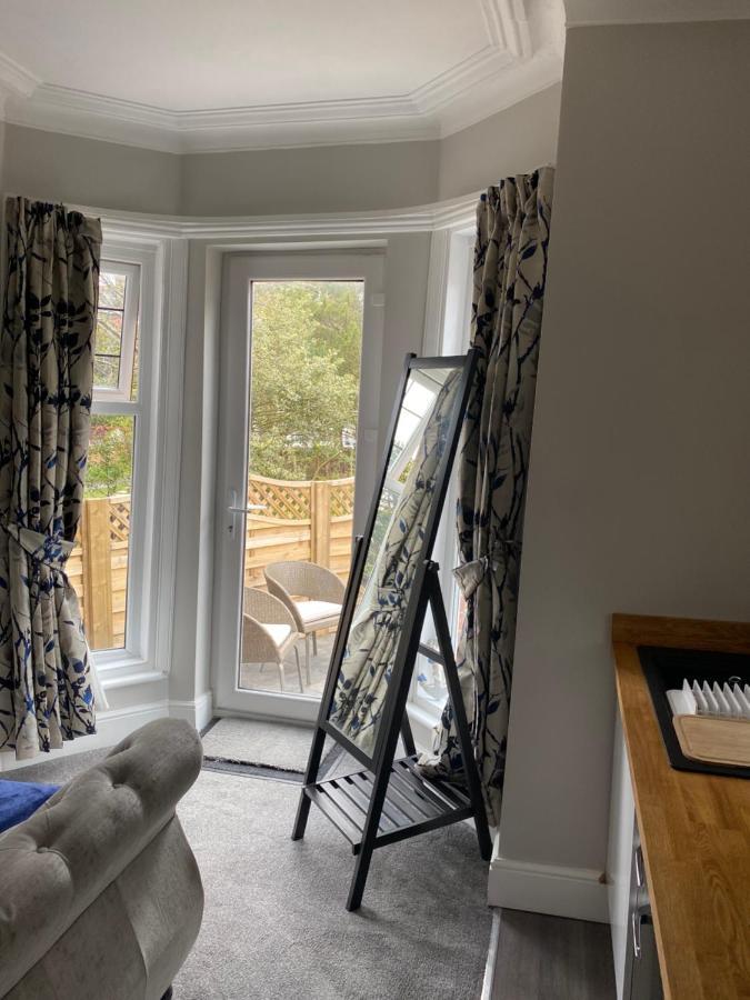 Cambridge Villas Private Studio ลิธึม เซนต์ แอนน์ส ภายนอก รูปภาพ
